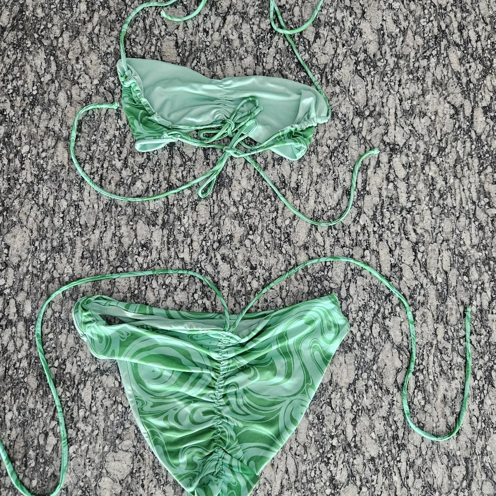 Frankie's Bikinis Naomi Foxy Satin Cheeky Green Camouflage Two Piece - Picture 5 of 12